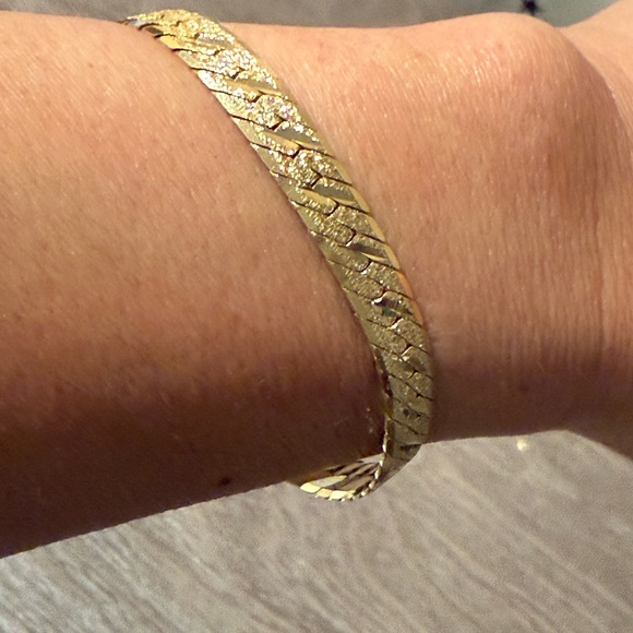 14k solid gold Bracelet - Picture 4 of 5